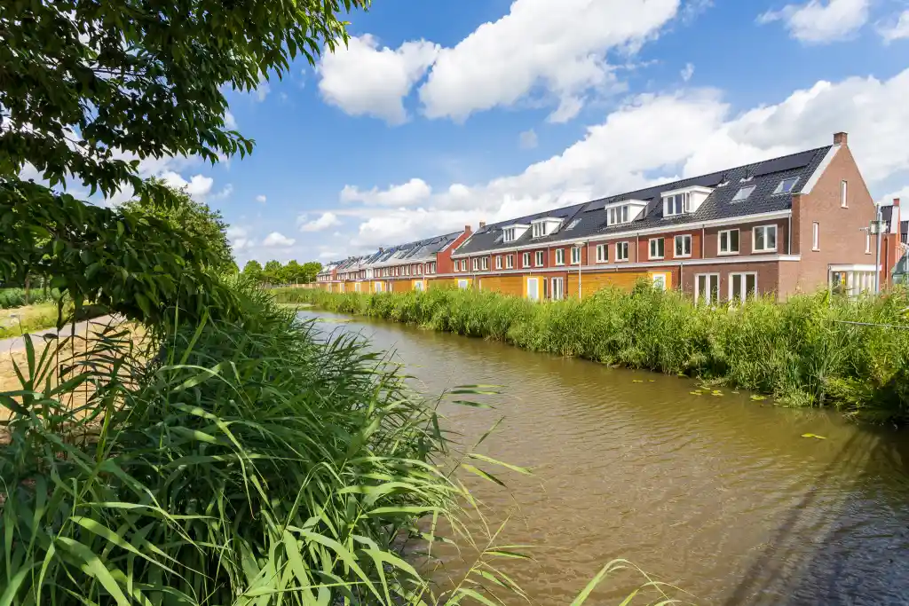 Nieuwbouwproject Parckweide, Bodegraven, afgewerkt met dunpleister